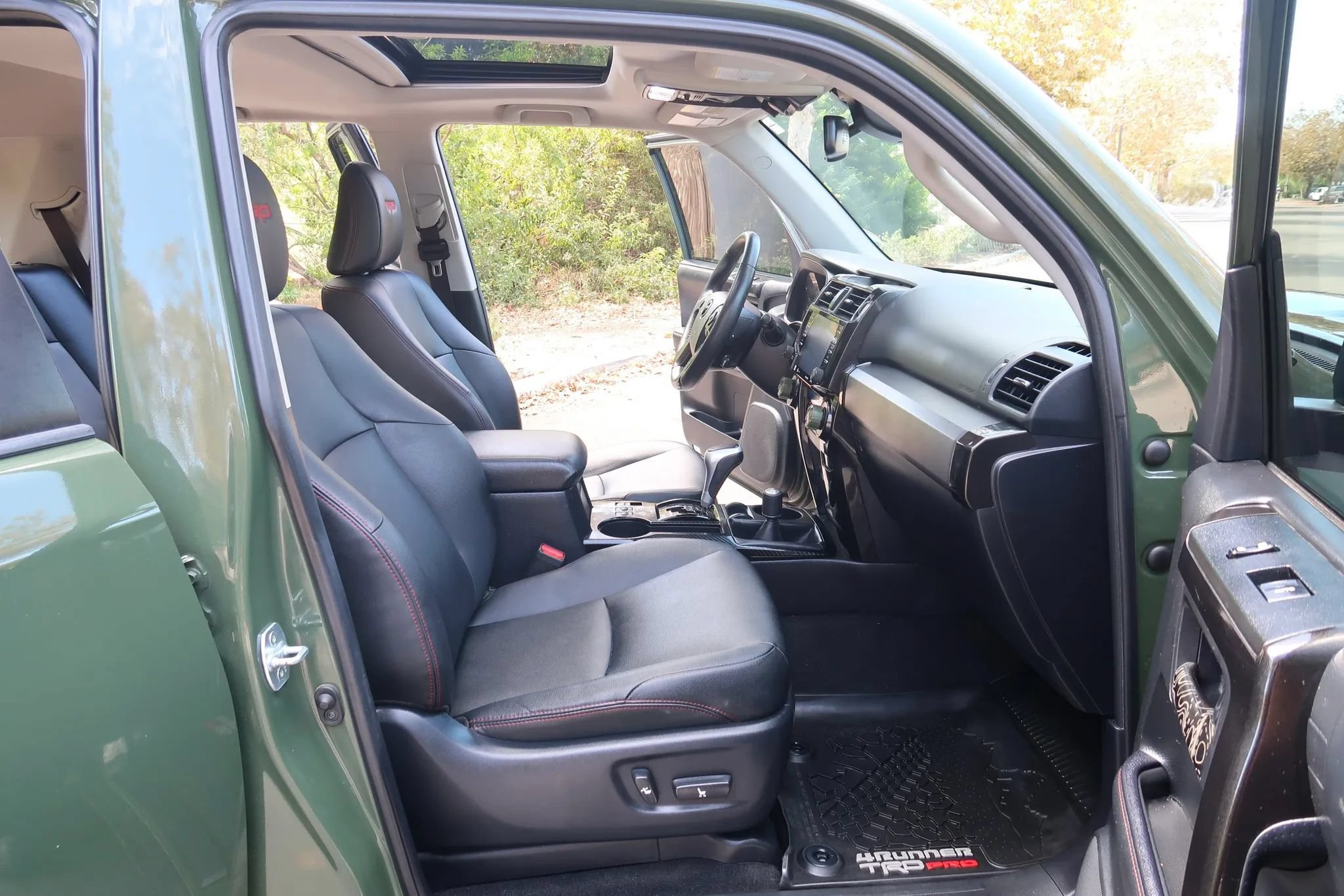 Used 2020 Toyota 4Runner TRD Pro AWD/4WD image 23