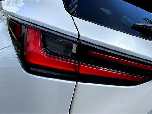Used 2024 Lexus NX 250 FWD w/ Towing Package (2000 Lbs) image 29
