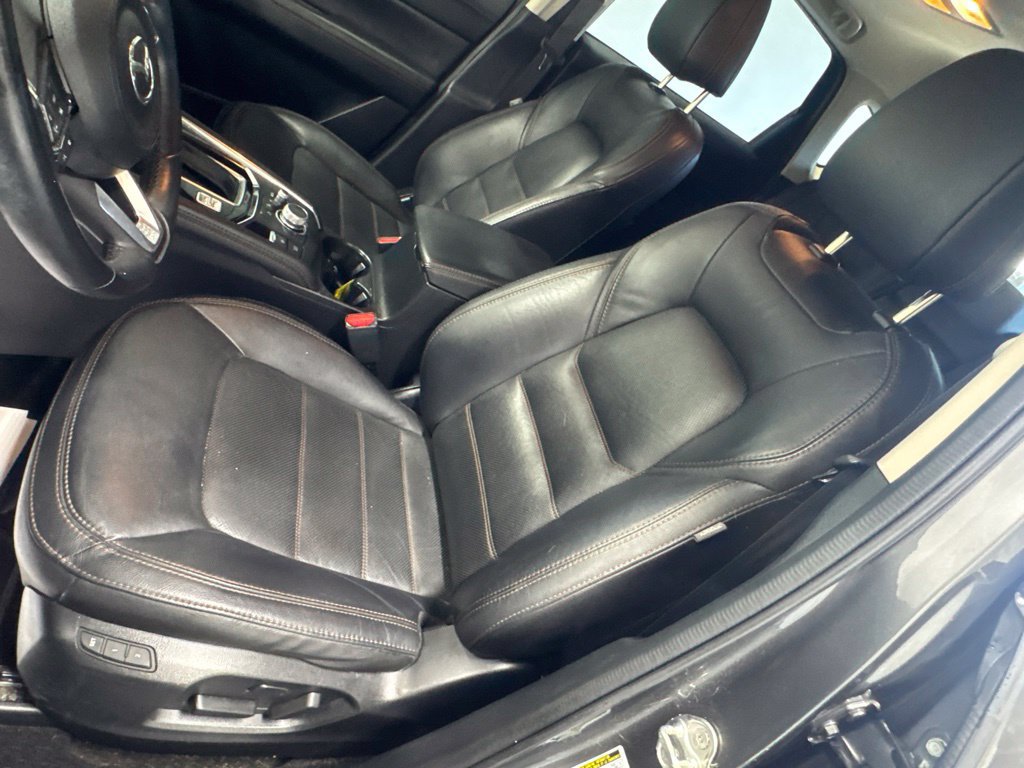 Used 2023 MAZDA CX-5 AWD 2.5 S w/ Premium Package image 18