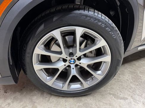 Certified 2024 BMW X5 xDrive40i w/ Premium Package image 28