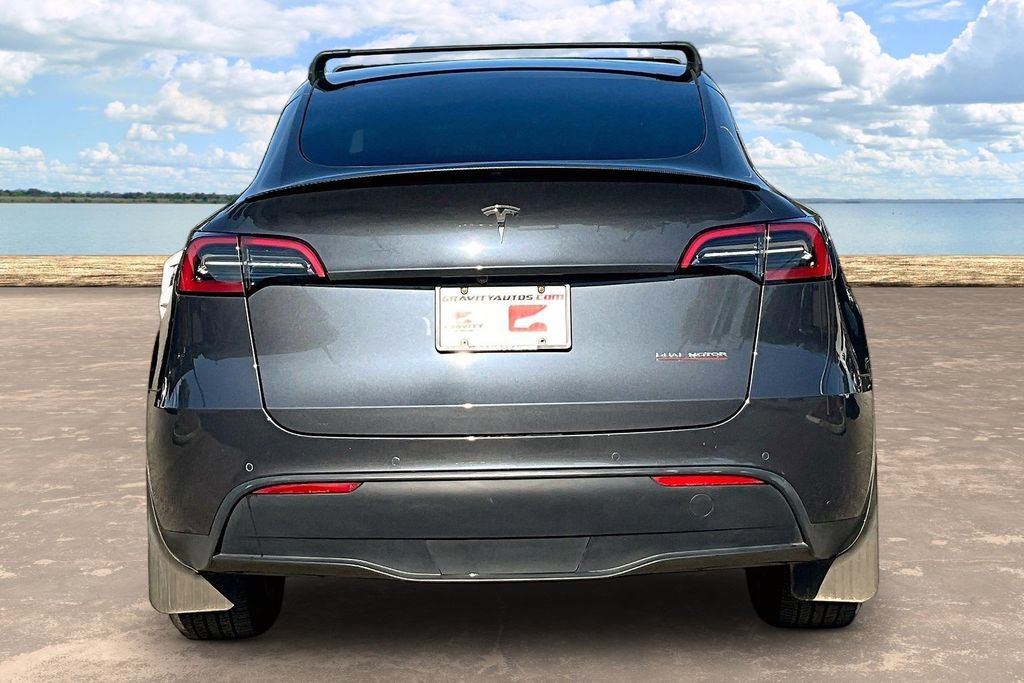 Used 2022 Tesla Model Y Performance AWD/4WD image 5