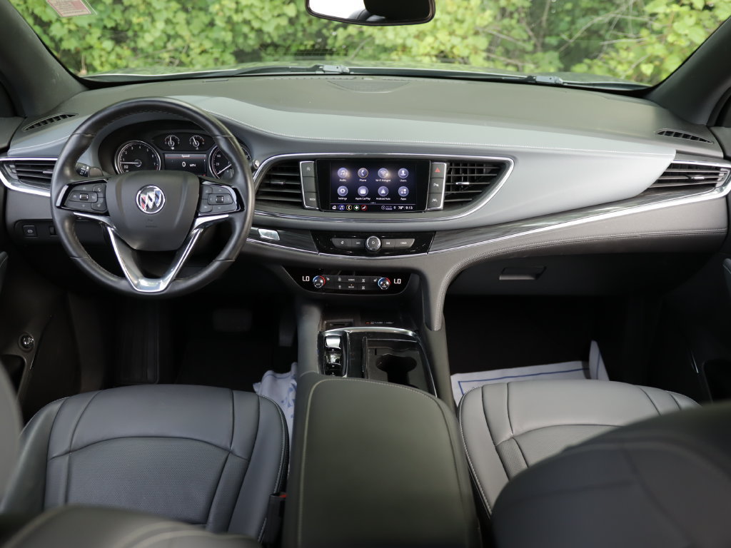 Used 2024 Buick Enclave Essence w/ Sport Touring Edition FWD image 20