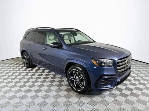 Certified 2025 Mercedes-Benz GLS 450 4MATIC image 1