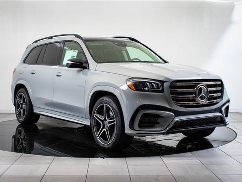 New 2026 Mercedes-Benz GLS 450 4MATIC image 5