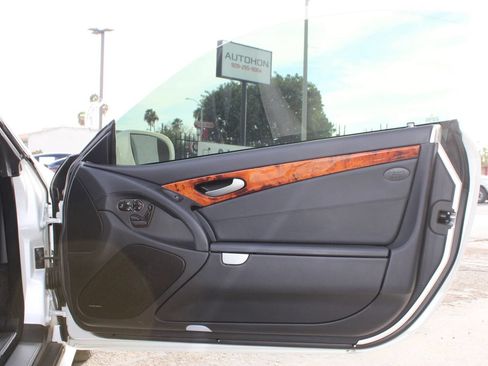 Used 2009 Mercedes-Benz SL 63 AMG image 22