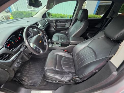 Used 2015 Chevrolet Traverse LTZ AWD/4WD image 12
