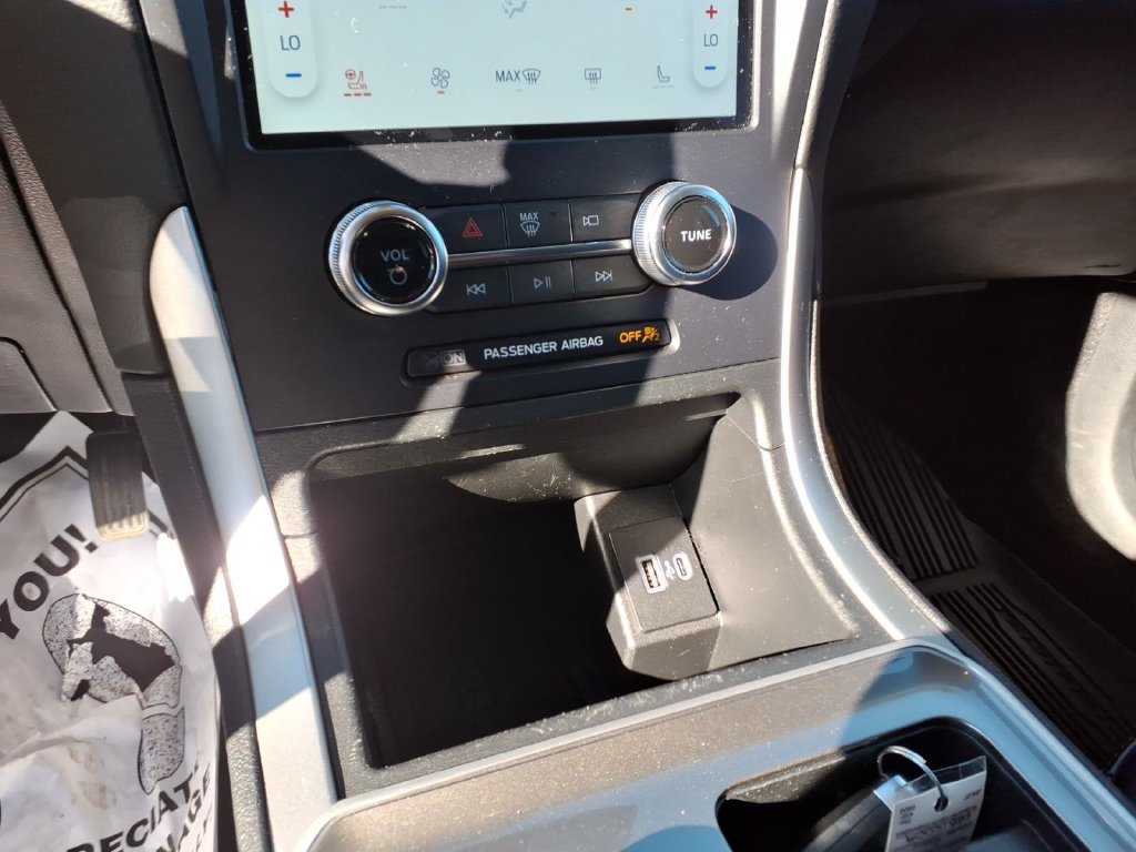 Certified 2024 Ford Edge SEL w/ Convenience Package AWD/4WD image 20
