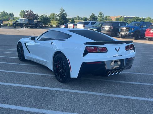 Used 2019 Chevrolet Corvette Stingray Coupe w/ 2LT Preferred Equipment Group RWD image 3