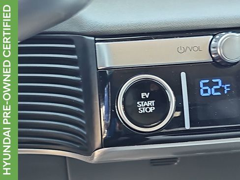 Certified 2024 Hyundai Ioniq 5 SEL RWD image 31