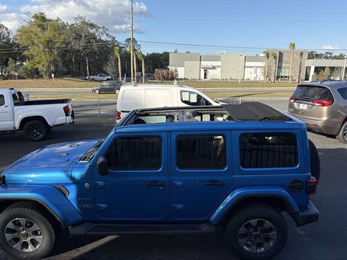 Used 2021 Jeep Wrangler Unlimited Sahara image 16