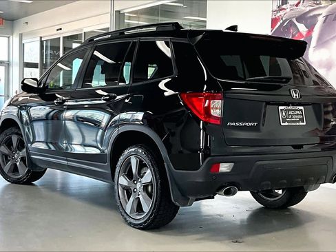 Used 2021 Honda Passport Touring image 4