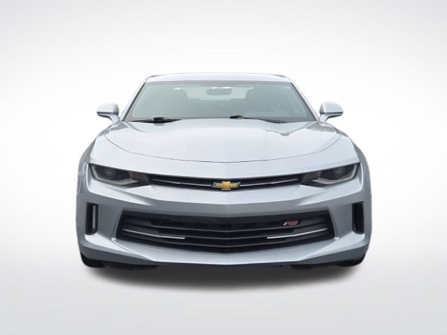 Used 2018 Chevrolet Camaro LT w/ RS Package RWD image 3