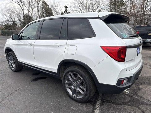 Used 2023 Honda Passport EX-L image 6