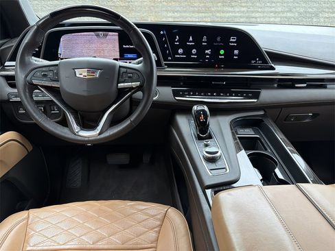 Certified 2024 Cadillac Escalade Sport w/ LPO, ONYX Package image 25