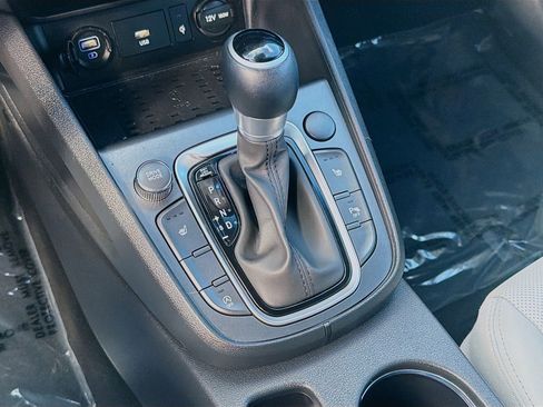 Used 2023 Hyundai Kona Limited image 14