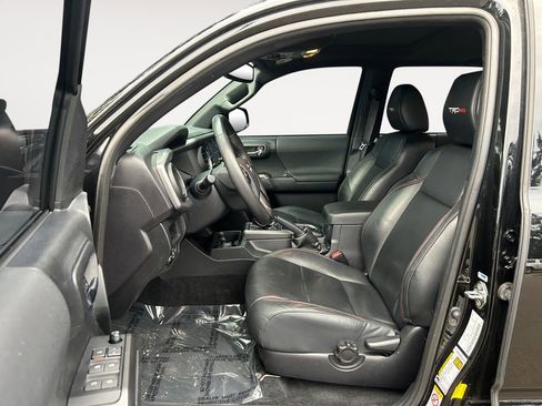Used 2019 Toyota Tacoma TRD Pro image 15