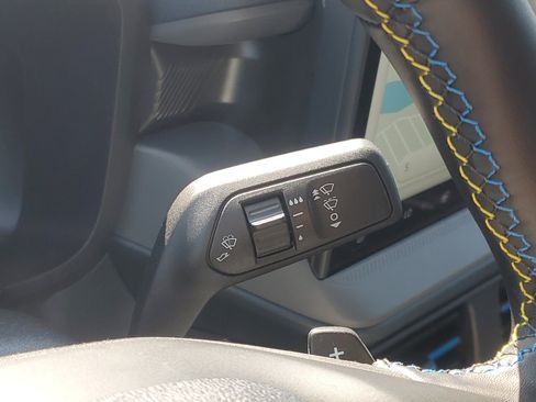 New 2025 Ford Maverick Lobo image 18