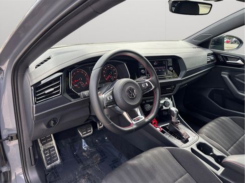 Used 2019 Volkswagen Jetta GLI FWD image 6