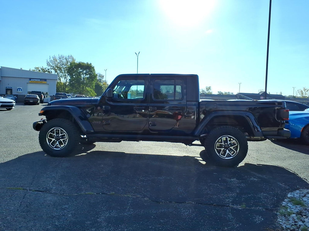 New 2027 Jeep Gladiator Rubicon AWD/4WD image 4