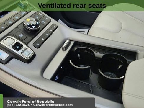 Used 2024 Hyundai Palisade Limited image 18