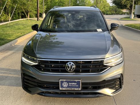 Certified 2024 Volkswagen Tiguan SE R-Line w/ MDO Package, Three-Row image 3