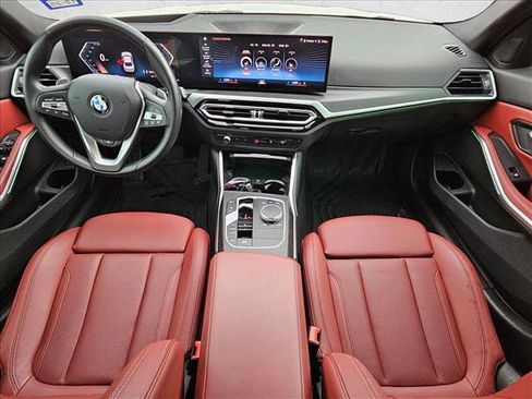 Used 2024 BMW 330i Sedan w/ Premium Package image 16