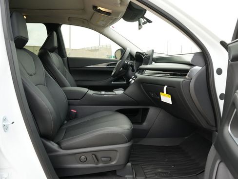 New 2027 INFINITI QX60 Luxe w/ Cargo Package FWD image 23