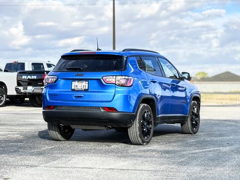 New 2026 Jeep Compass Latitude image 5