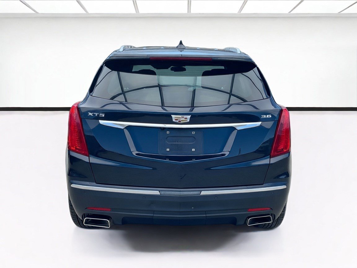 Used 2018 Cadillac XT5 Luxury FWD image 5