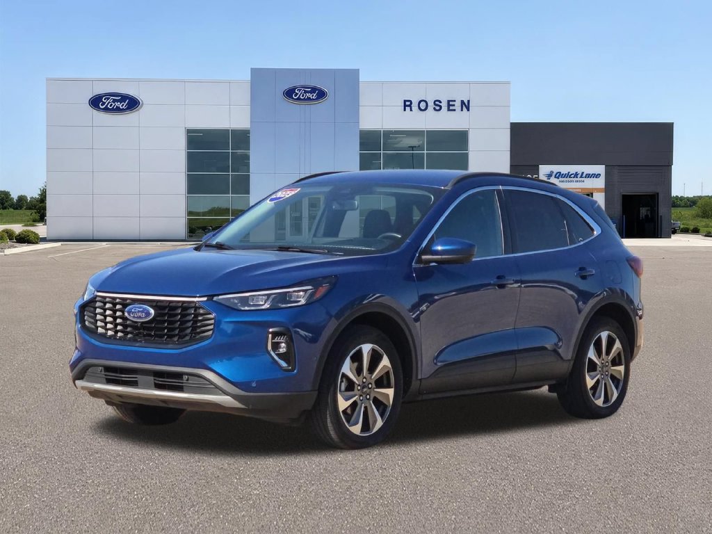 Certified 2023 Ford Escape Platinum w/ Premium Technology Package AWD/4WD image 7