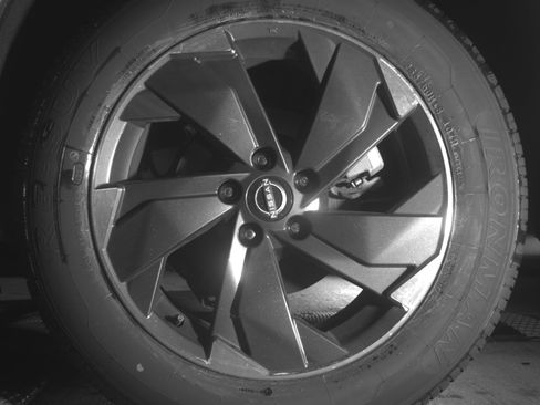 Used 2025 Nissan Rogue SV image 14