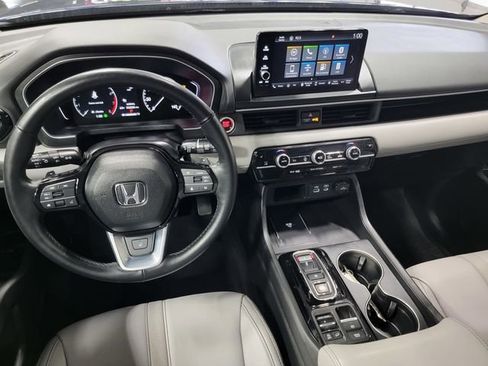 Certified 2025 Honda Pilot EX-L image 27