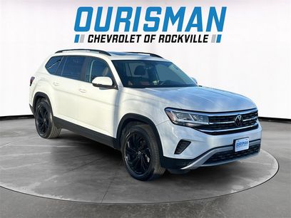 Used 2022 Volkswagen Atlas SE w/ Panoramic Sunroof Package