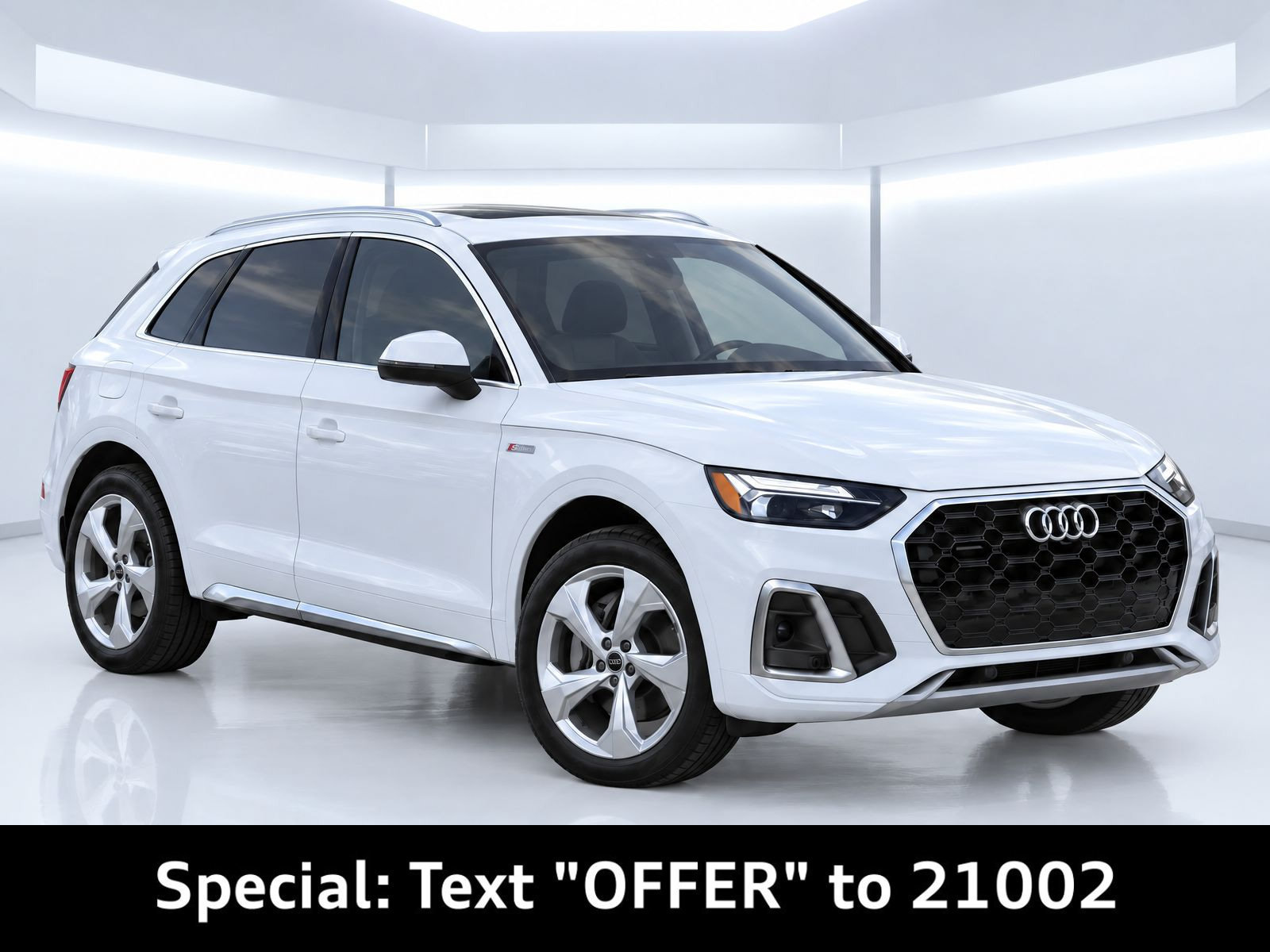 Certified 2023 Audi Q5 2.0T Premium Plus w/ Premium Plus Package AWD/4WD image 2