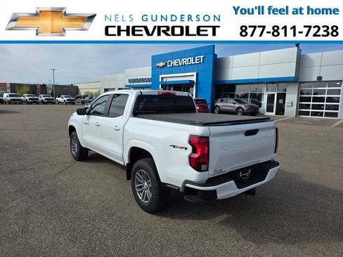 Used 2023 Chevrolet Colorado LT w/ LT Convenience Package II AWD/4WD image 4