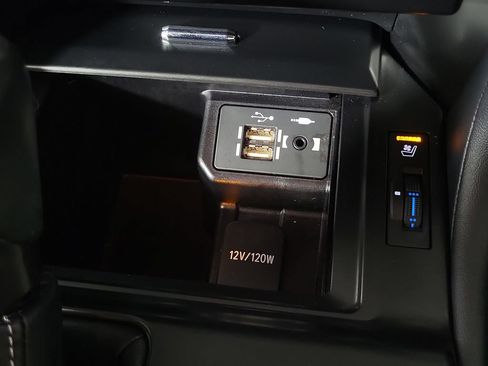 Used 2023 Lexus GX 460 w/ Black Line Special Edition AWD/4WD image 32