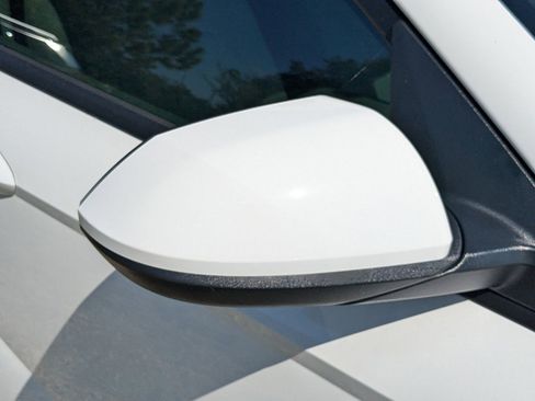 New 2026 Hyundai Kona SE FWD image 18