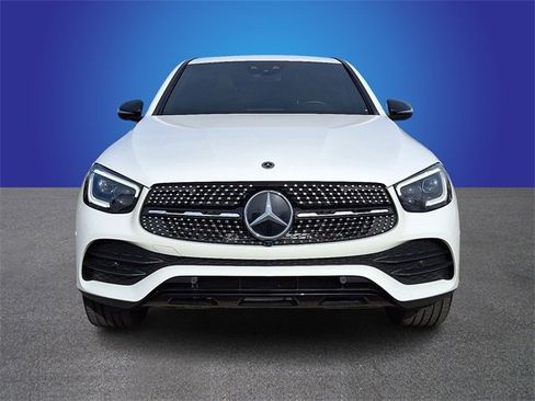 Used 2023 Mercedes-Benz GLC 300 GLC 300 Coupe image 2