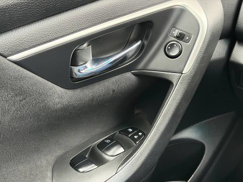 Used 2015 Nissan Altima 2.5 S w/ Power Driver Seat Package image 28
