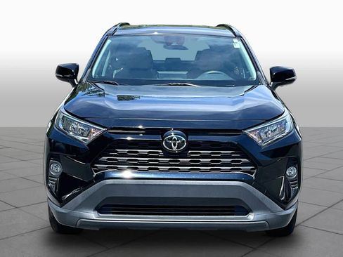 Used 2021 Toyota RAV4 XLE FWD image 4