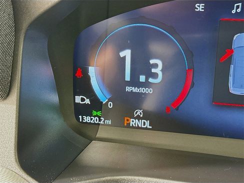 Used 2025 Ford Explorer Active image 17