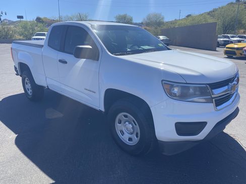 Used 2019 Chevrolet Colorado W/T w/ WT Convenience Package RWD image 5
