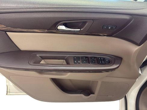 Used 2015 GMC Acadia Denali AWD/4WD image 15