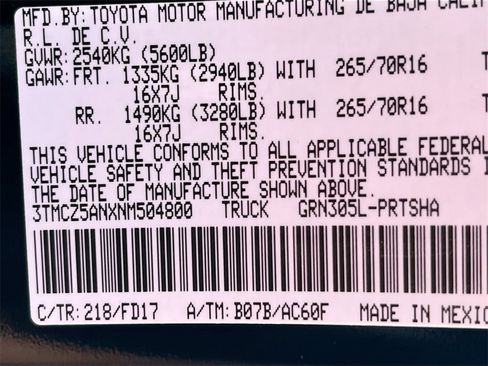 Used 2022 Toyota Tacoma TRD Off-Road image 31