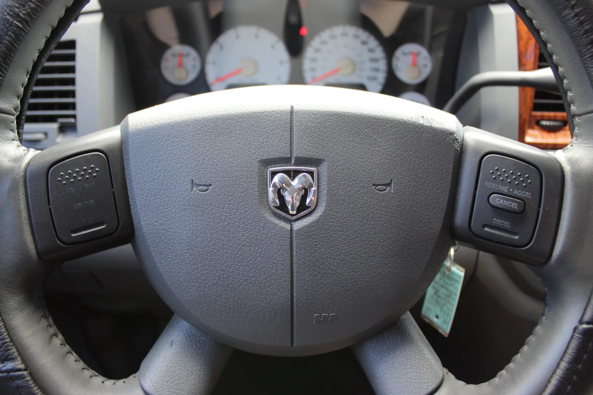 Used 2006 Dodge Ram 1500 Truck SLT RWD image 13