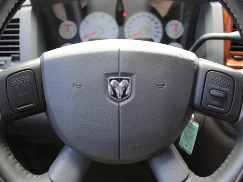 Used 2006 Dodge Ram 1500 Truck SLT RWD image 13