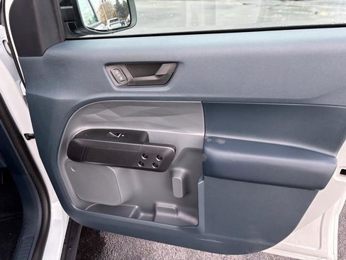 New 2025 Ford Maverick XLT w/ Black Appearance Package image 16