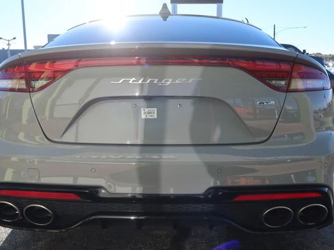 Used 2023 Kia Stinger GT-Line w/ Sun & Sound Package image 10