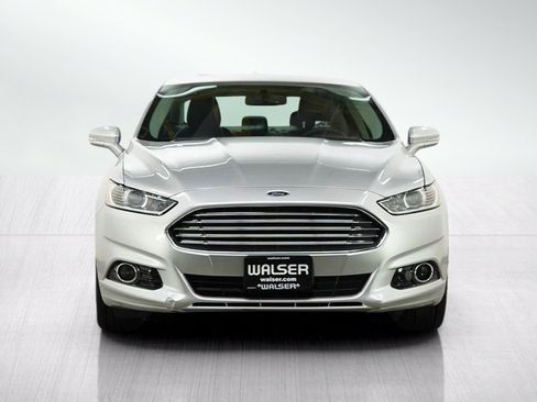 Used 2016 Ford Fusion SE w/ Equipment Group 202A FWD image 8