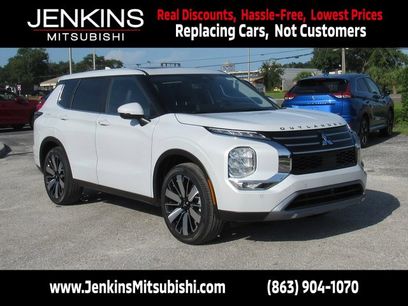 New 2025 Mitsubishi Outlander SE